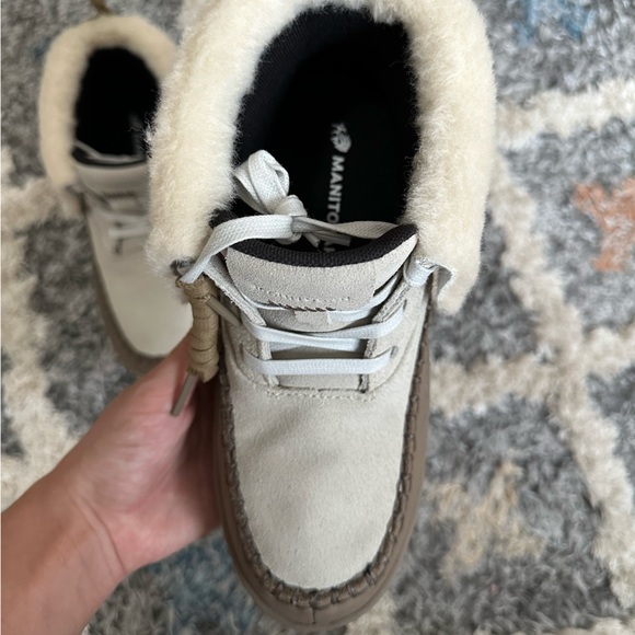 Manitobah Mukluk Skoden Ankle Boots - Picture 5 of 5